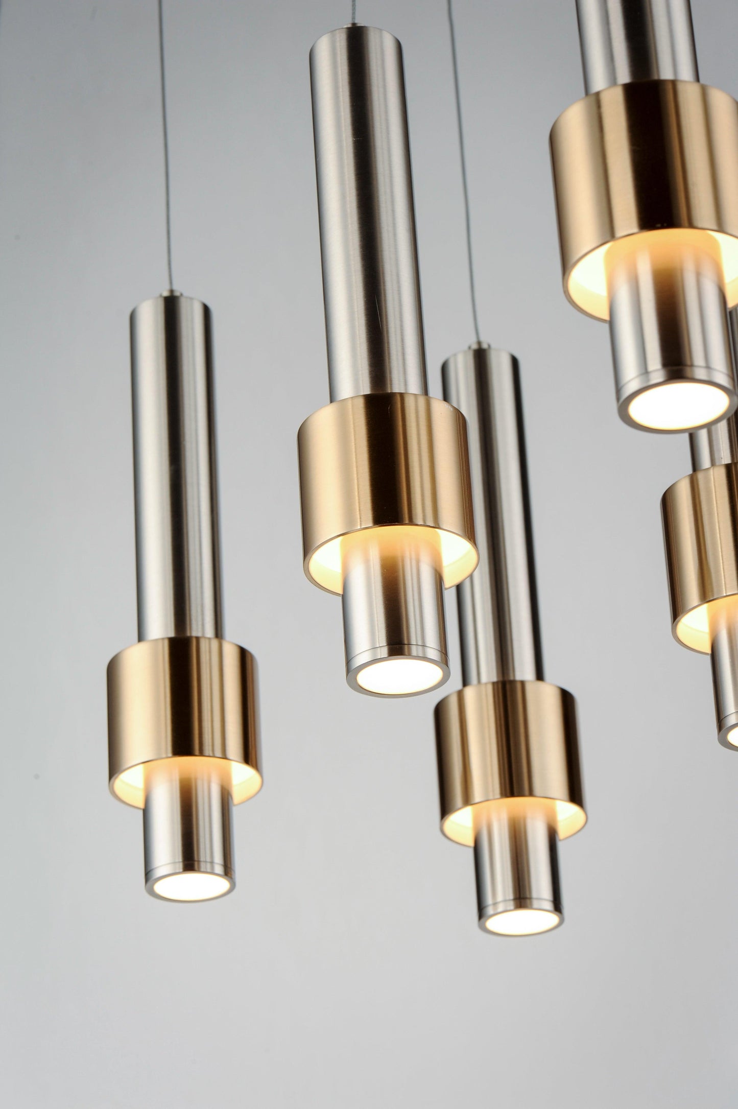 LAMPADA A SOSPENSIONE A LED RIVER A 8 LUCI