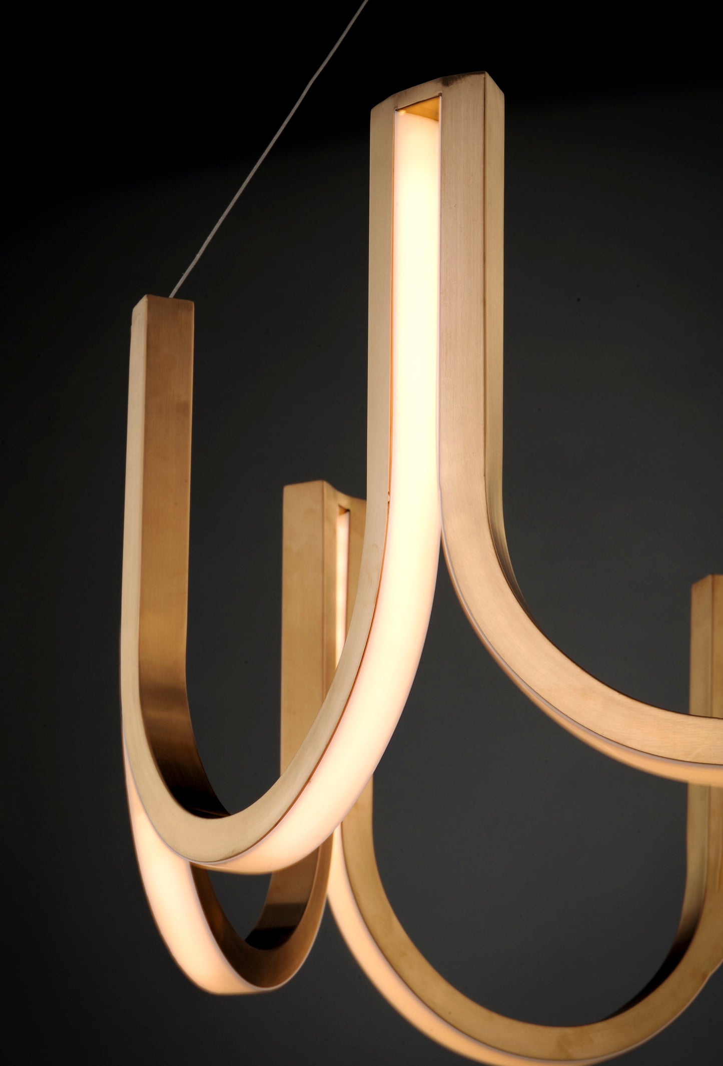 Lampadario a U