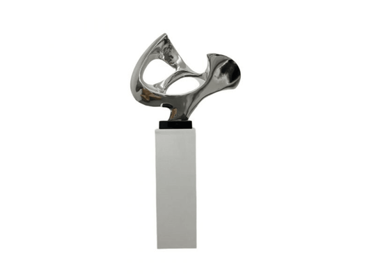 SCULTURA ASTRATTA DA PAVIMENTO IN CROMATO // BASE BIANCA