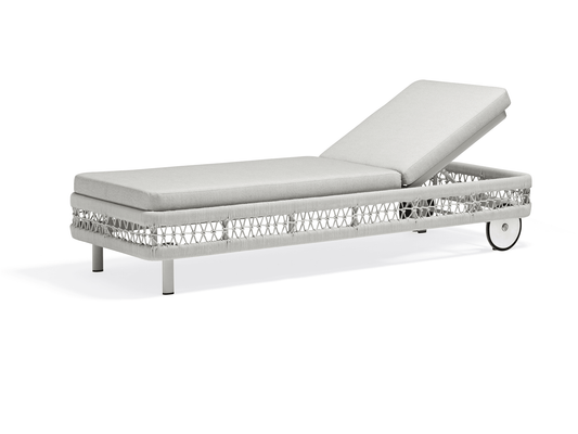 Chaise longue Amberly in grigio chiaro