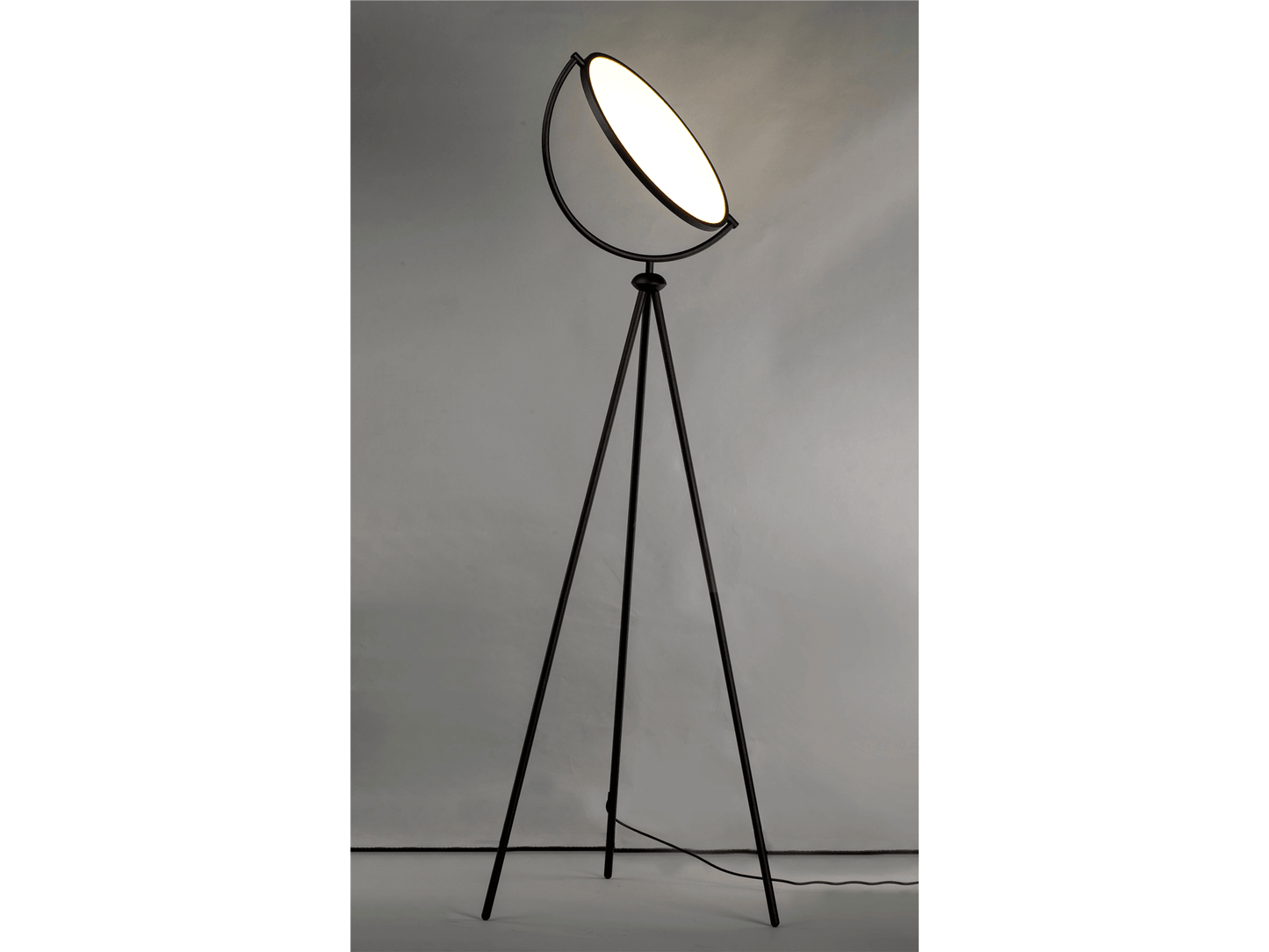 LAMPADA DA TERRA A LED PARKER