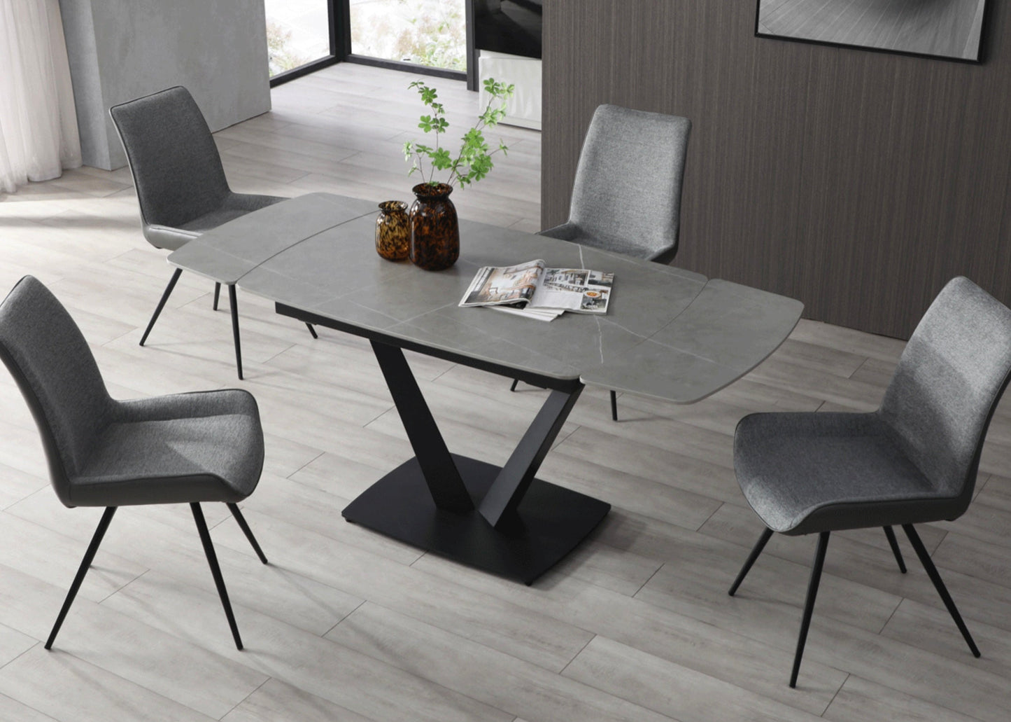 Set da pranzo Niah - piano grigio gambe nere - con 4 sedie