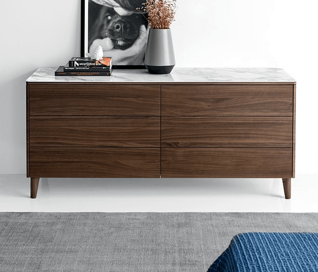 Comò Boston con marmo di Calligaris in finitura noce