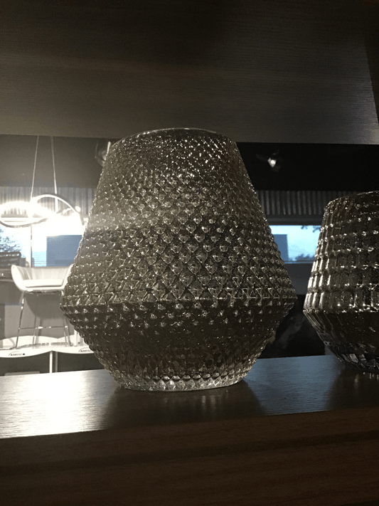 Grande vaso decorato in oro