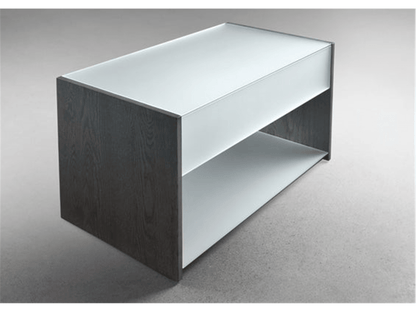 Vinieve Dresser